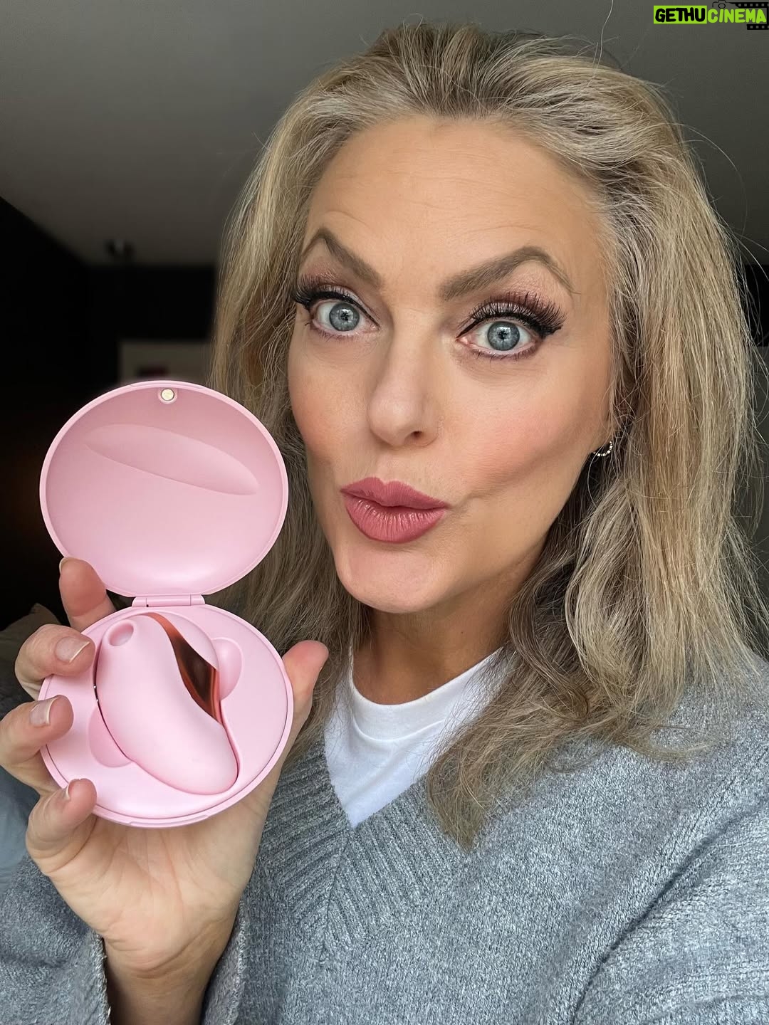 Elaine Hendrix - 20.9K Likes - You got moves? @bellesaco is the perfect partner. Check out my bio and go sign up for your free toy or gift card. This is the 10/10 you’ve been waiting for. 💃🏼🤯⭐️

#bbpartner