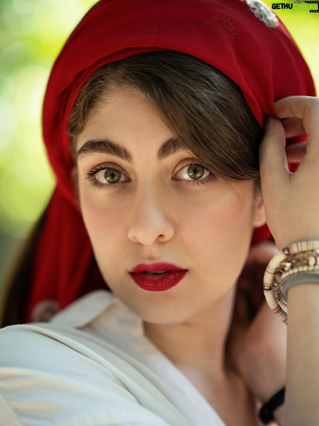 Elika Naseri - 26.2K Likes - 🍒🍓