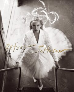 Elizabeth Berkley Instagram - “Betsey’s beautiful fabrics and her creativity are woven into some of my greatest memories in my life. Going from girl to young woman into womanhood through my twenties… Betsey’s clothes have really met me at every age and stage.” - @elizberkley 

Creative Direction @jamesdemolet
Photographer @zoeygrossman
Stylist @vittoriacerciello
Make up @kalikennedy
Hair @claytonhawkins
Nails @stephstonenails
Retouching @dtouchcreative
Production @crawfordandcoproductions
Tailoring @7thbonetailoring
Movement Director @jacoblarsn
Set @artandset | @betseyjohnson