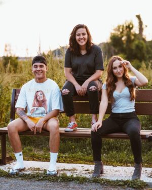 Elle Mills Instagram - i’m sitting higher than them because i’m more successful