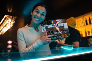 Élodie Yung Instagram - AND THAT’S A WRAP🎉🎉🎉
I’m so grateful for all those years spent with my Cleaning Lady Family. I want to thank all of you, producers, cast and crew for the amazing time spent together. It’s been an incredible journey for me. Laughing and working hard 😅 I’ve learnt so much on this project, it’ll stay in a special place in my heart forever❤️ ( and I guess a few more months on @hulu 😂😂😂)
THANK YOU ALL xxxx 
@cleaningladyfox