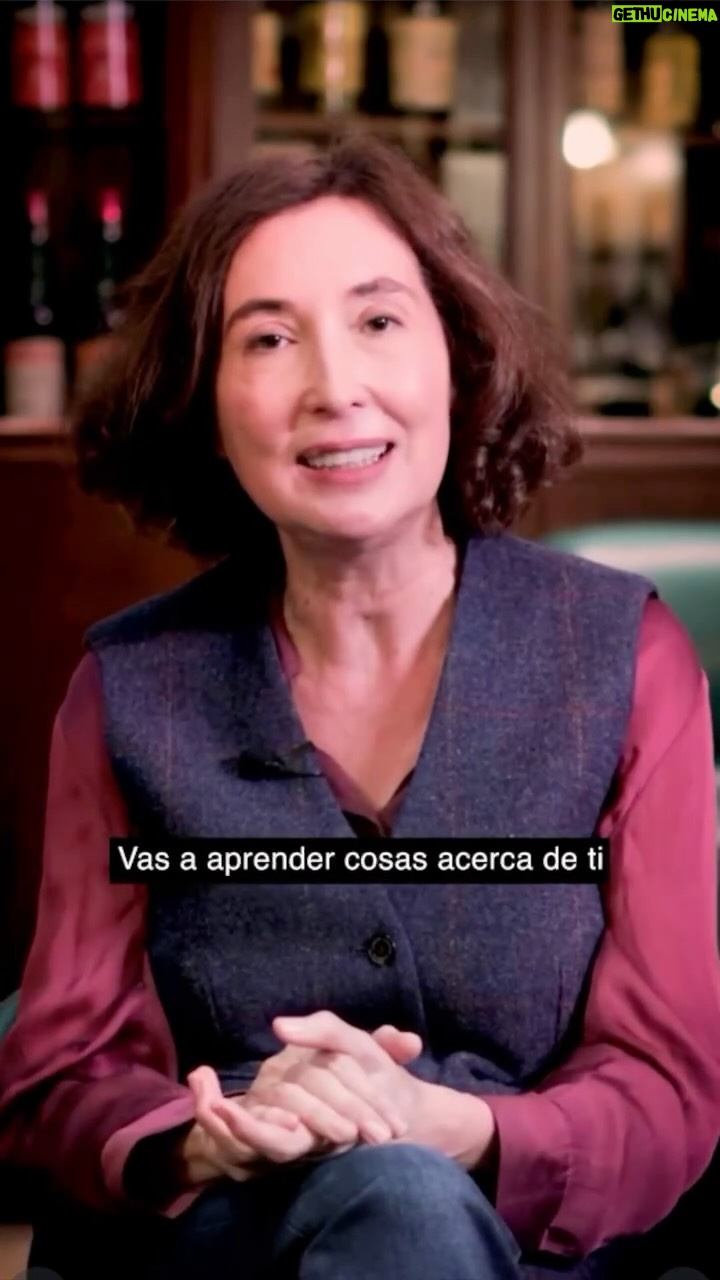 Elsa Punset - 4.8K Likes - Hace unas semanas, pude pasar unas horas con el gran equipo de @lavanguardia .  Durante esa sesión, Victor, Inma y LLuis me lanzaron cada uno una pregunta. 
Comparto aquí la pregunta de mi admirado @amelanovela : ¿cómo podemos afrontar esas inevitables etapas de pruebas que todos pasamos, cómo gestionar lo que nos pesa y duele? Os dejo aquí mi reflexión, ojalá os acompañe y sirva 🥰