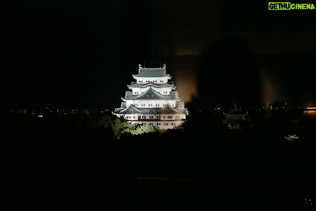Emi Takei - 44.3K Likes - ESPACIO NAGOYA CASTLE 
開業セレモニーへ駆けつけました。
名古屋城の借景･･･圧巻でした、、！✨