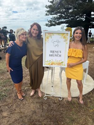Emily Symons Instagram - And just like that… Irene’s chapter in the Bay has come to an end ❤️ Tonight after an extraordinary 33 years, we farewell my beautiful friend @lynnemcgranger tonight 🌊 Don’t miss an emotional goodbye to a true Australian TV icon, 7.00 on @channel7 & @7plus 🥹 #HomeandAway