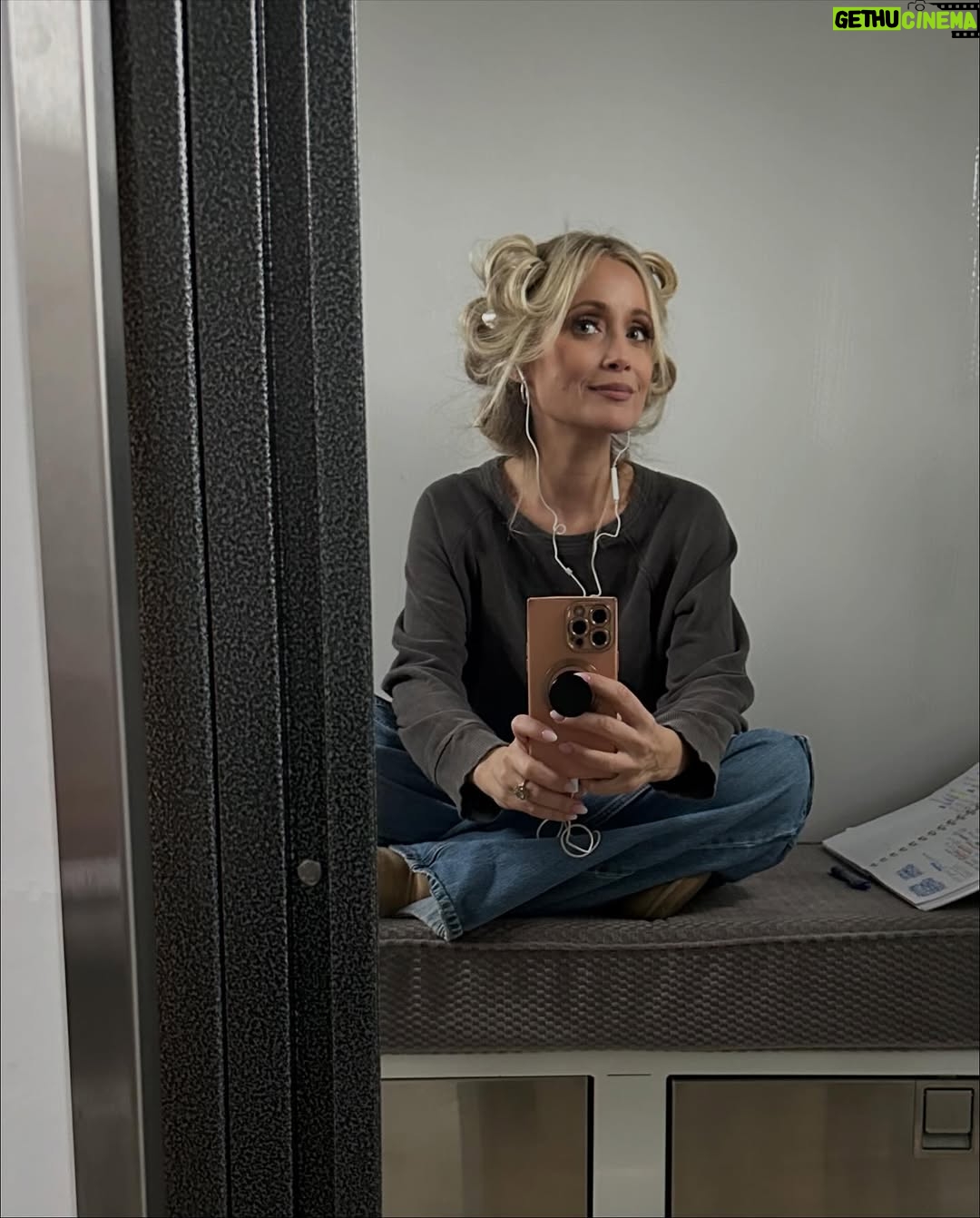 Emme Rylan - 7.4K Likes - I had so much fun playing @justinlong’s wife in @jleefilm’s new movie! @lamorne and the entire cast were amazing!