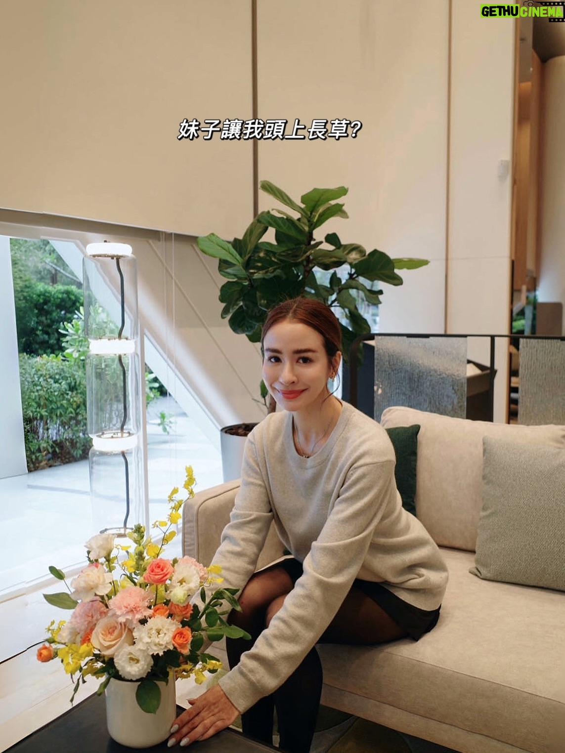 Emmie Reis - 12.9K Likes - 上週下了台中四天，
陪伴兩個生命共同體一起長大
的那些瞬間
@holycathaha 

那幾天天氣異常的冷
但是心裡好暖，
可能是因為感受到了好多的愛跟期盼

古靈精怪的妳，
現在多了一份溫柔與踏實
就知道妳準備好了！

還有幾個月，
歡迎小金豆來到這個世界啊！

好多的美好跟愛等著你🤍

#世界上最美的生物是孕婦
#我以為妹子會變浪漫
#結果她說要趁現在當孕婦橫著走 😂