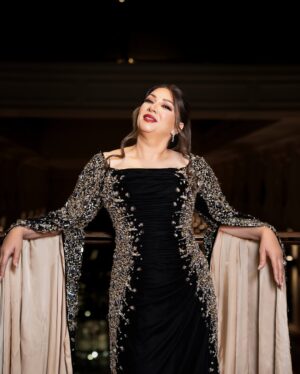 Entesar Instagram - من عرض فيلمي الجديد #جوازه_في_جنازه في مهرجان البحر الأحمر السينمائي جده 
@redseafilm 

Stylist @ziadalsaleh 
Dress @yoland_fashion_house 

Make up & Hair @hair.lab.ltd 
Diamond @joorydiamonds 

Photo & video @suhadalshimi