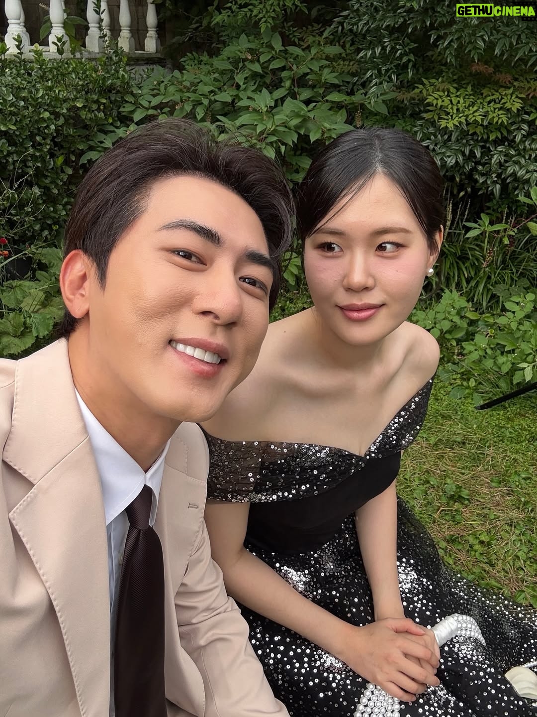 Eom Ji-yoon - 113.3K Likes - 결혼?