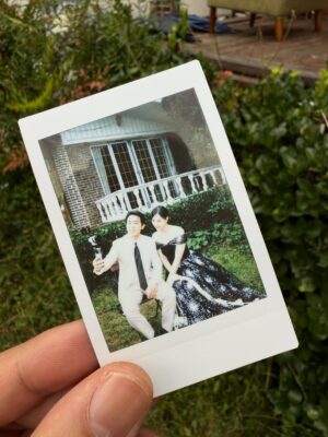 Eom Ji-yoon Instagram - 결혼?