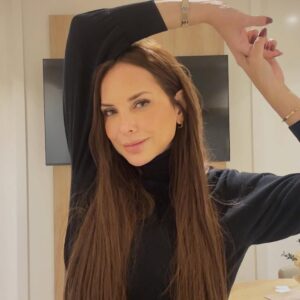 Erika Vélez Instagram - Metiéndole ganas, mientras se va la gripe 🫶🏼