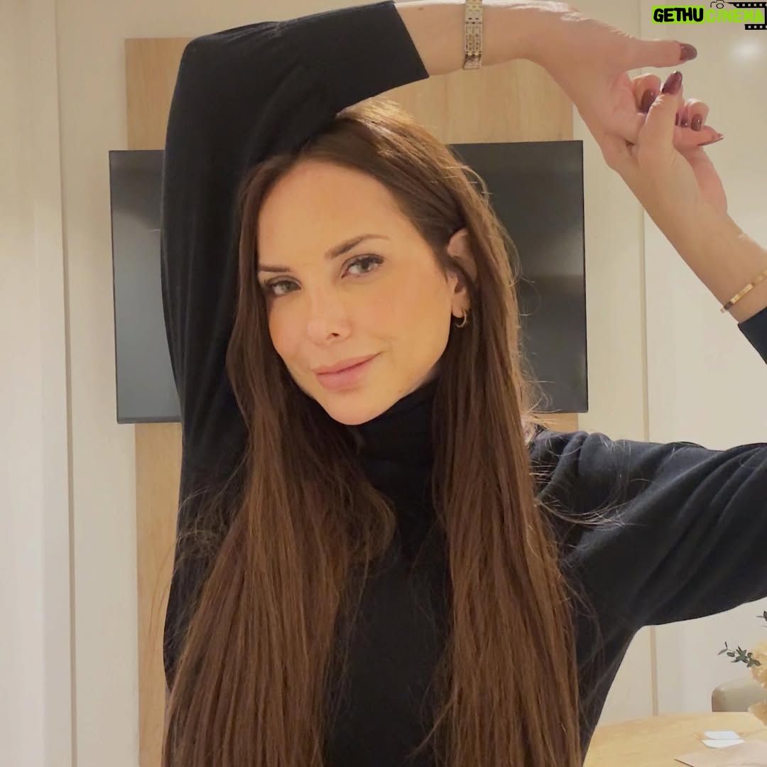 Erika Vélez - 12.6K Likes - Metiéndole ganas, mientras se va la gripe 🫶🏼