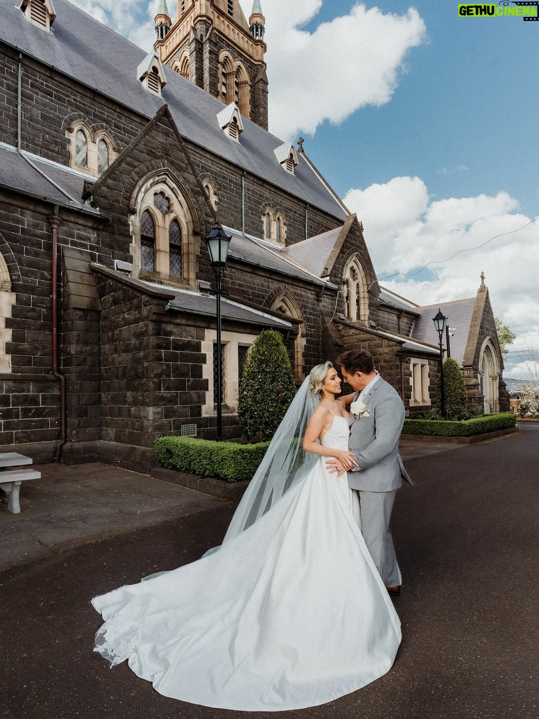 Erin Barnett - 12.6K Likes - Dream day, dream man, dream dress! ❤️ I’m going to be flooding my socials with wedding content, just wait til you see everything!
•
•
Wedding planner: @geewhatawedding 
Makeup: @tiffanylovemakeup & @proglam.makeuphair 
Hair: @cass.co_hair_and_makeup_studio 
Ceremony: St Ignatius’ Church
DJ: @therealpressplay 
Florals: @bmflorist 
Photography & Videography: @augmentedartsweddings 
Content Creator: @gooddays.events 
Audio Guest Book: @offthehook.au 
Reception styling/rentals: @abra.events_ 
Audio, Visual, Sound, & Lighting: @tnmentertainmentaus 
Bridal party transportation: @thelimocompanyau 
Bride & Groom transportation: @carwoodwedding 
Venue: @qtmelbourne 
Wedding dress: @alwaysandforeverbridal_int 
Wedding rings: @diamondlinejewellery 
Suits: @blacktieclassic