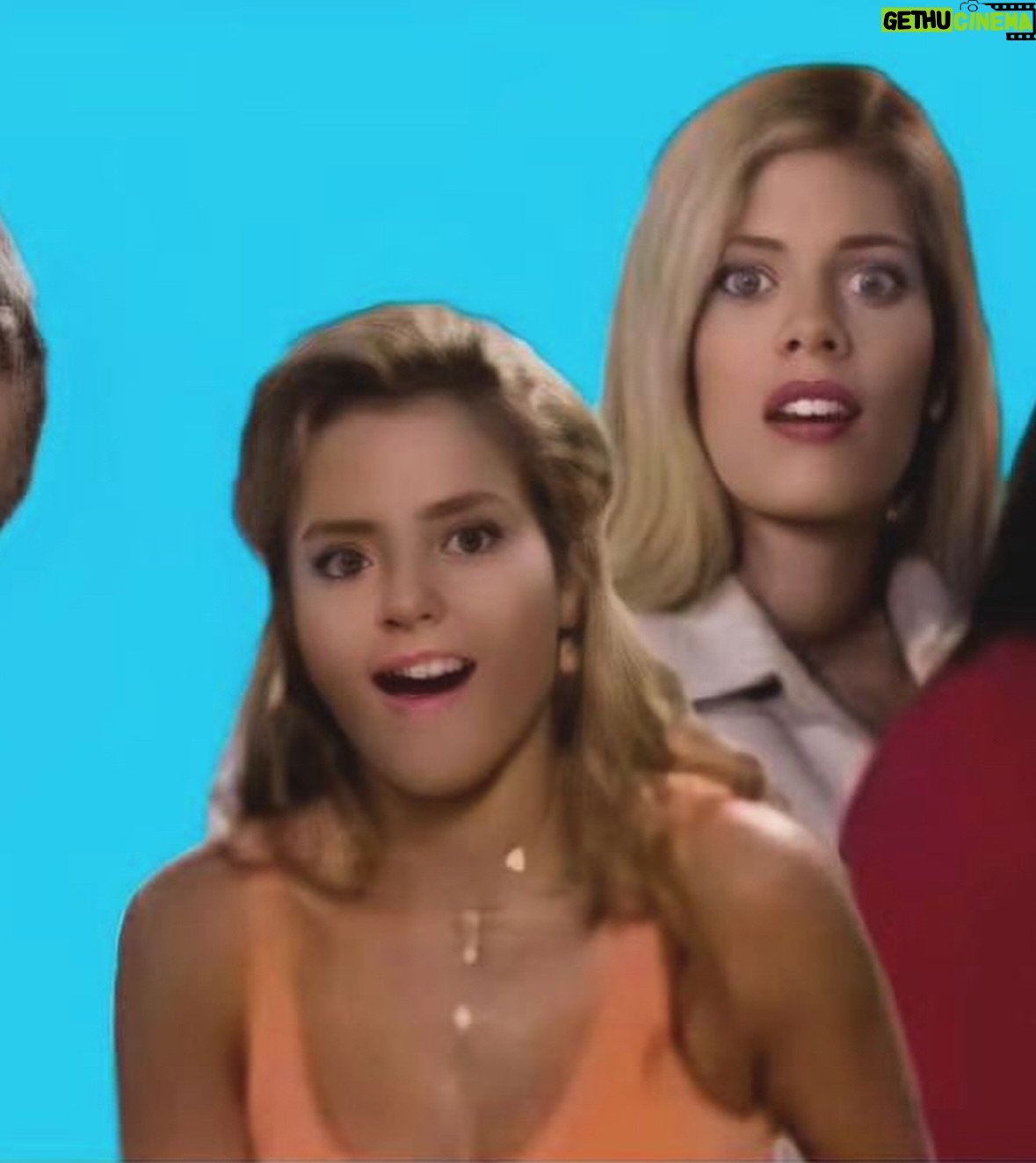 Estefanía Gómez - 10K Likes - #betty @zharickleonactriz @julioc_herrera_  @juanismolina