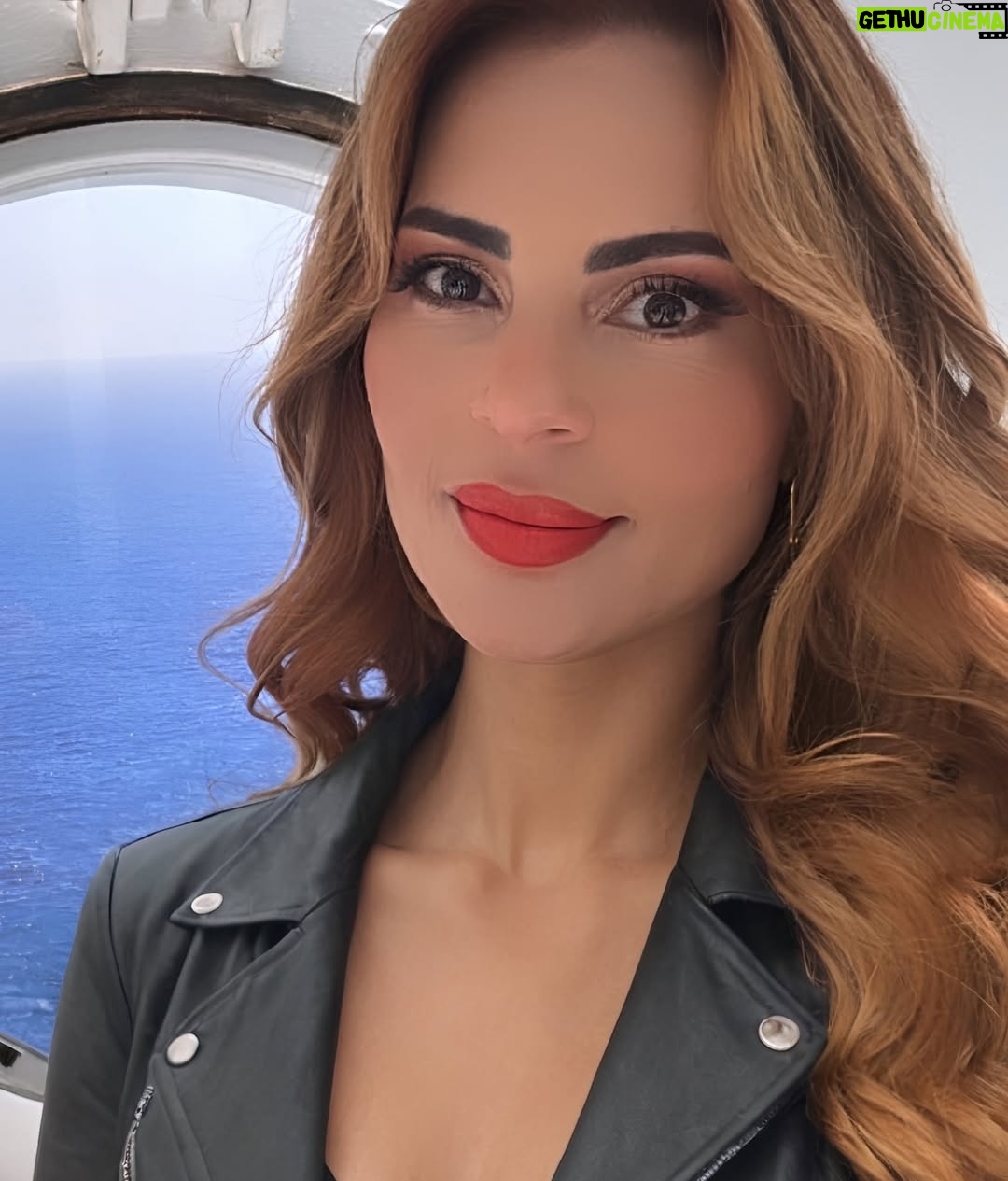 Estefanía Gómez - 2.8K Likes - 🎥🎼💫
