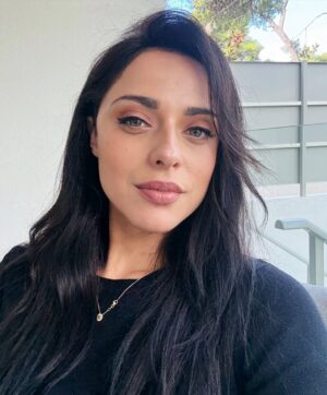Evagelia Siriopoulou Instagram - Ξανά στα λημέρια μου… τα μελαχρινά!!! 😉