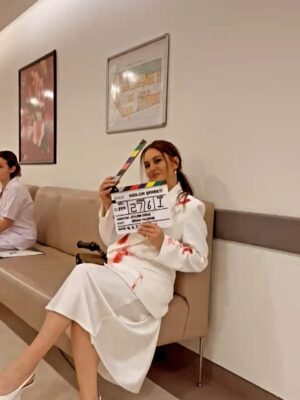 Evrim Alasya Instagram - Nerede kalmıştık… #kizilcikşerbeti #set 
Sezon 4