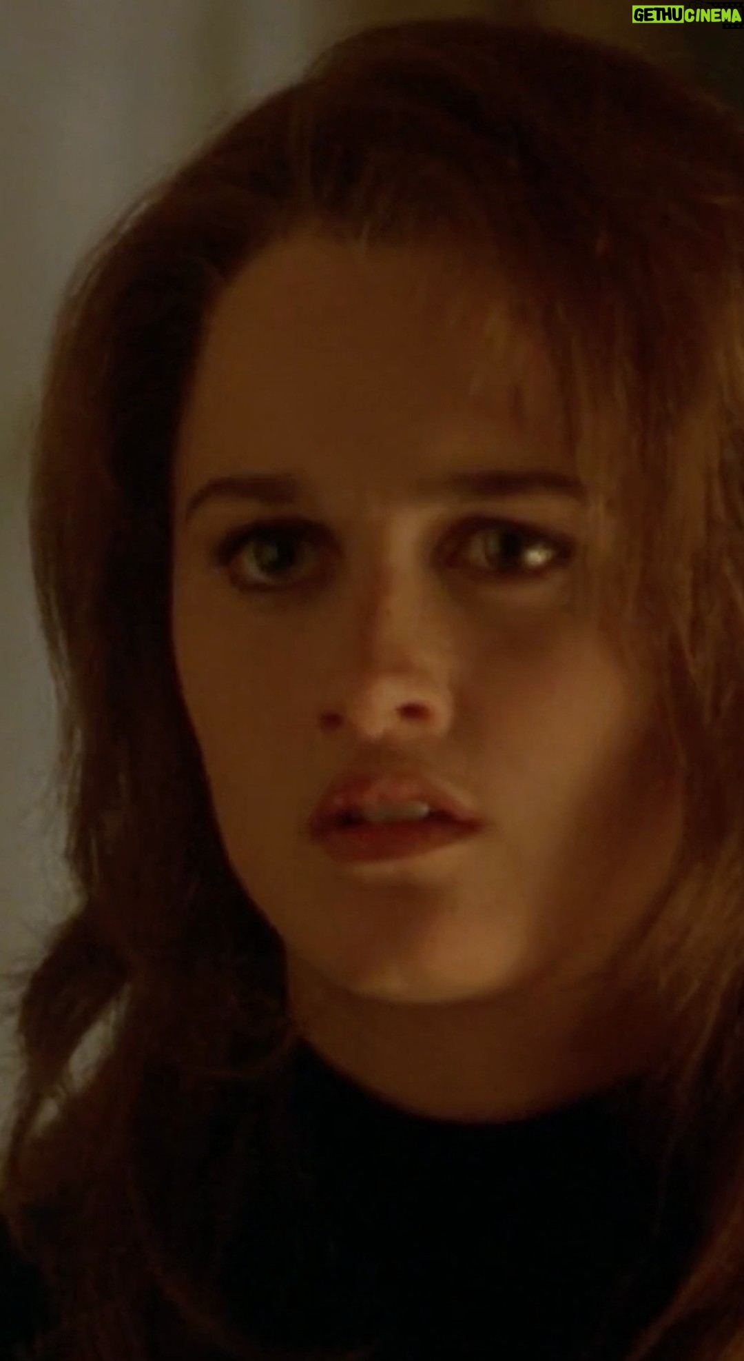 Fairuza Balk - 4.2K Likes - Teen angst, but make it witchcraft. 

🎥: The Craft