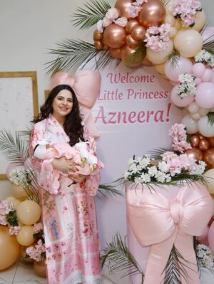 Fatima Effendi Instagram - Celebrating Azneera 🤌🏻💕
📸 @shahidmufti_official