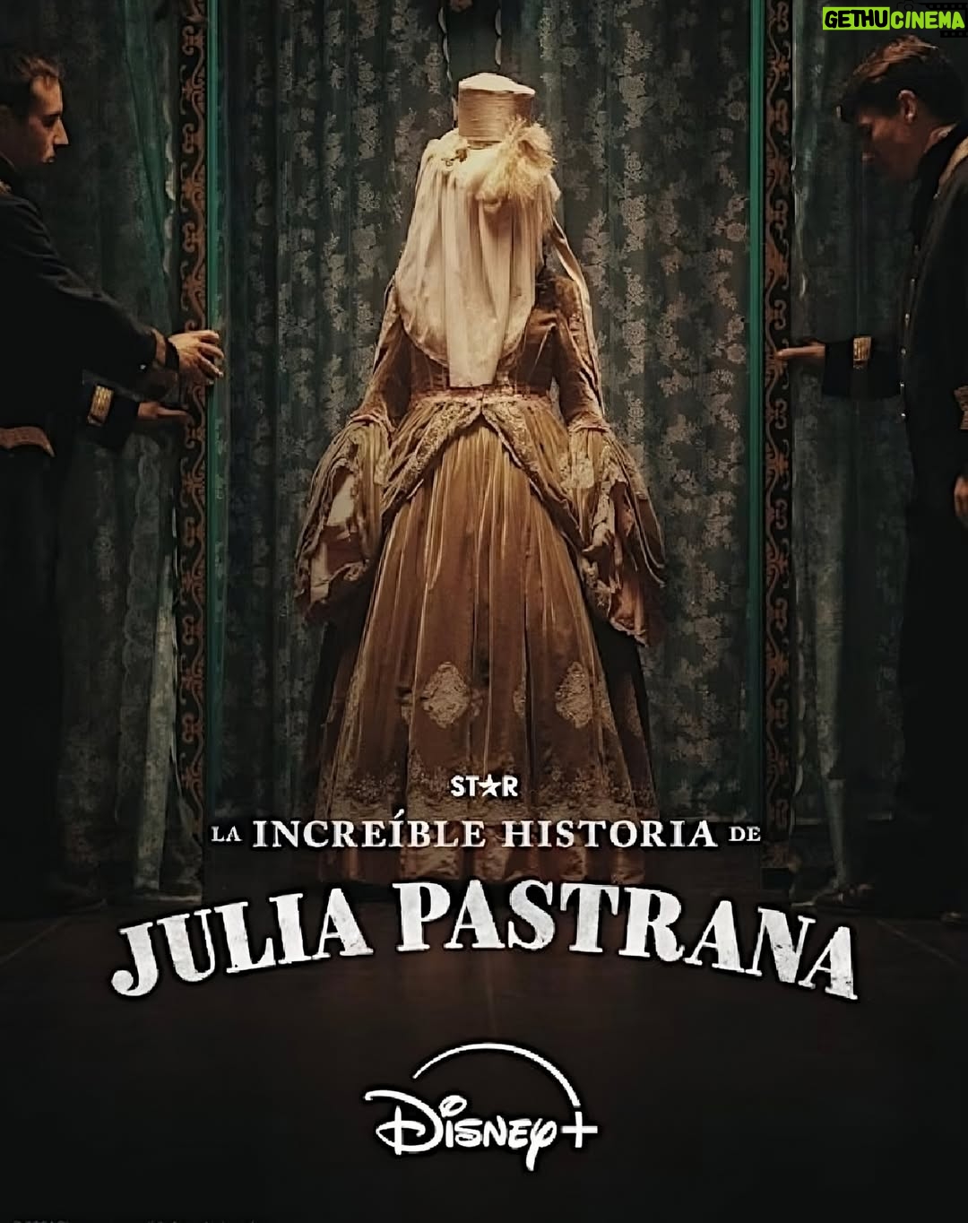 Fátima Molina - 725 Likes - ¡Presentamos el póster oficial de La increíble historia de Julia Pastrana!

Una serie basada en hechos reales que recupera la figura de la primera gran estrella mexicana en conquistar el mundo con su voz, su historia y su dolor: Julia Pastrana.

Una producción de @af.films @btfmedia y @emedia.canary.projects con un reparto internacional encabezado por Fátima Molina ( @lafatimamolina ) y Eduardo Noriega ( @ed_n )

La increíble historia de Julia Pastrana llegará a @disneyplus en 2025.

#JuliaPastrana #PosterOficial #NuevaSerie #FatimaMolina #EduardoNoriega #CineLatino #FiccionHistorica #ProducciónInternacional #Rodaje #DisneyPlus #BTFmedia #AFfilms