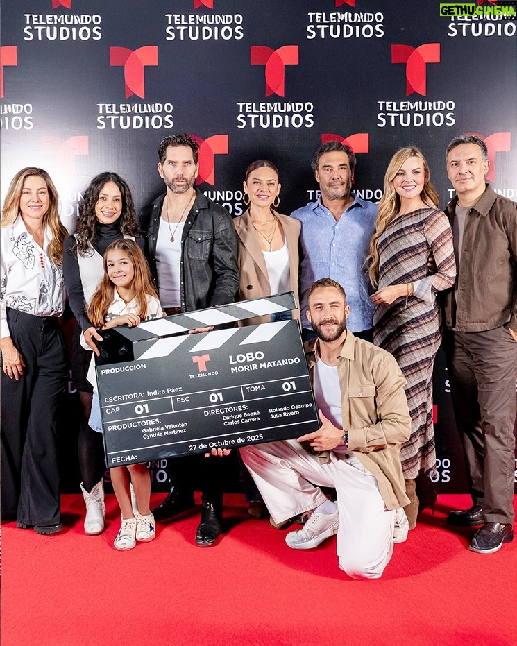 Fátima Molina - 4.8K Likes - ¡El primer table read y ya estamos OBSESIONADOS! 😭¿A quién mueres por ver en acción?🔥 #LoboMorirMatando