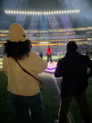 Fatima Robinson Instagram - Had a pleasure of spending Christmas with @snoopdogg doing what I love with the best team ever 

@iamdjdubz @iamtiarivera @tianatoday @tallielb @jessecollinsent @dionnenicoleharmon @alrudzinski 

Dancers @quaranbranker @eriquemitchell @kendallgilbert @meercolon @rageyrage_ @thisisdarrylkeith  @mvcheerleaders 

Conductor @jimek._

Drummer boy @timothyfletcher_