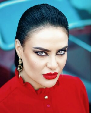 Fatima Zahra Bennacer Instagram - 🪭
💄 @amina_up
📸 @frikh_abdeljalil