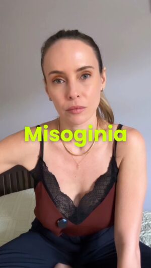 Fernanda Nobre Instagram - Pelos comentários masculinos no meu último vídeo, percebi que eles se sentem distantes da misoginia porque tiveram, segundo eles, “educação em casa para respeitar as mulheres”. Mas é importante entender que aqueles que não estiverem dispostos a desaprender o sistema machista que operamos está sujeito a cair na misoginia