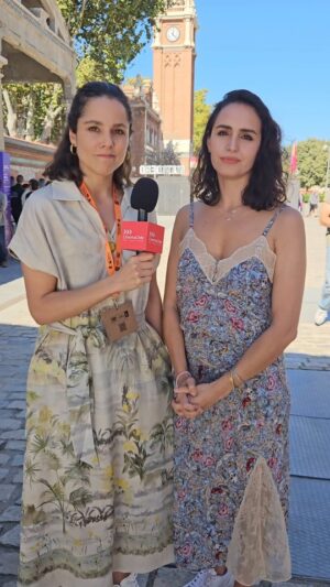 Fernanda Urrejola Instagram - Fernanda Urrejola y Francisca Alegria sobre el crecimiento del cine chileno a nivel internacional y su trabajo con Isabel Allende en La Casa de los Espíritus 📽

En exclusiva para CinemaChile en Iberseries y Platino Industria 🎬