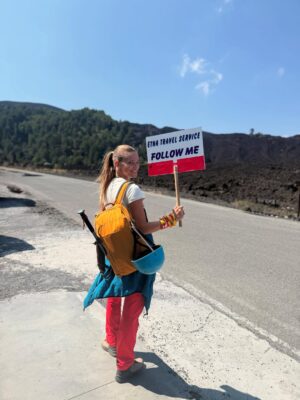 Fiammetta Cicogna Instagram - Come disse il vecchio saggio cinese:
Puoi salvare la ragazza dal Vulcano, ma non il Vulcano dalla ragazza.
Che bello tornare in cima insieme al Brac