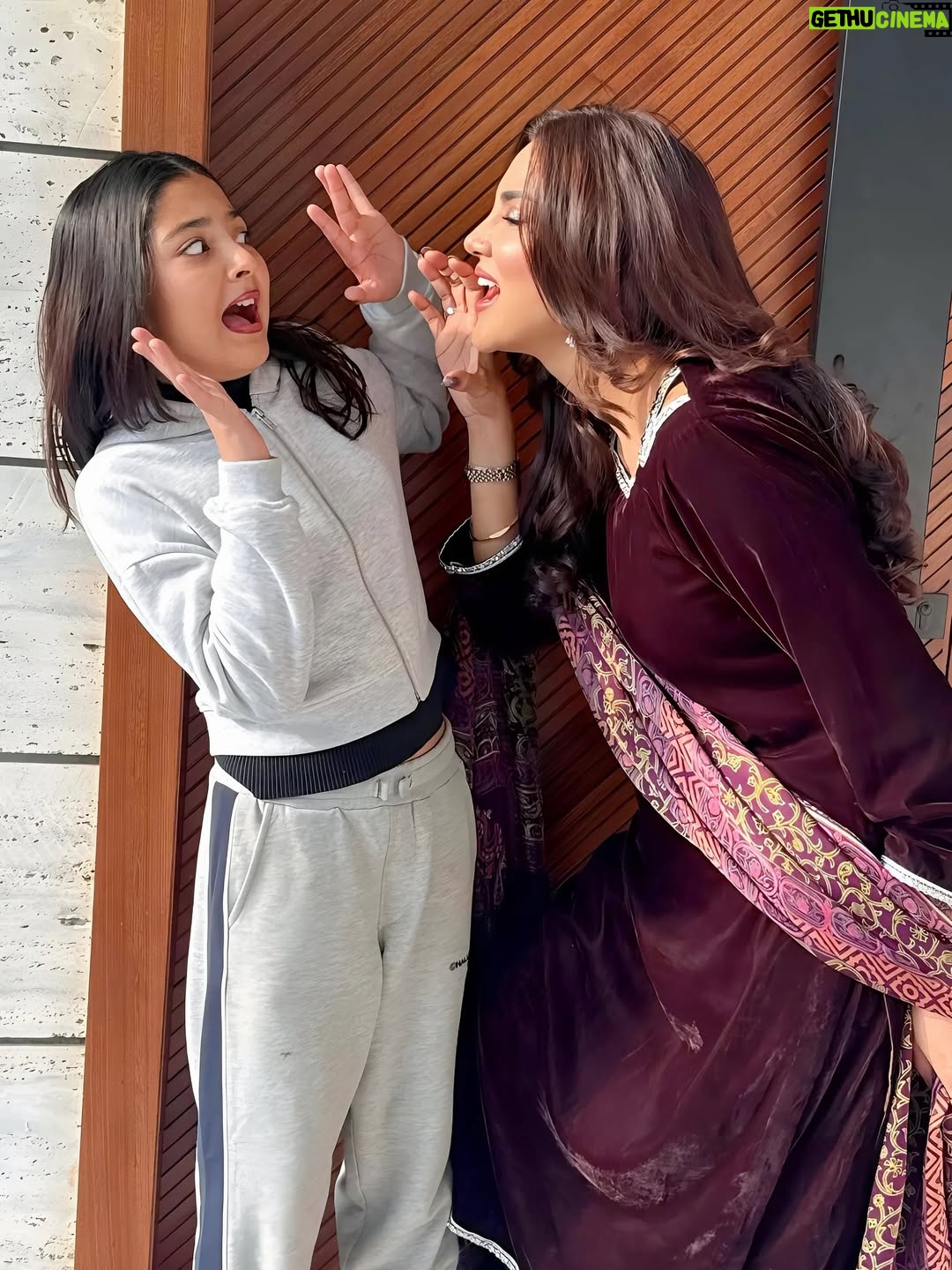 Fiza Ali - 7.8K Likes - Maa aur beti ka rishta… bina shart, bina hisaab ❤️

#MaaBeti #MotherDaughterBond #IndianMoms #MaaKaPyaar #Beti #FamilyLove #DesiReels #EmotionalReel #fizaali #faraal