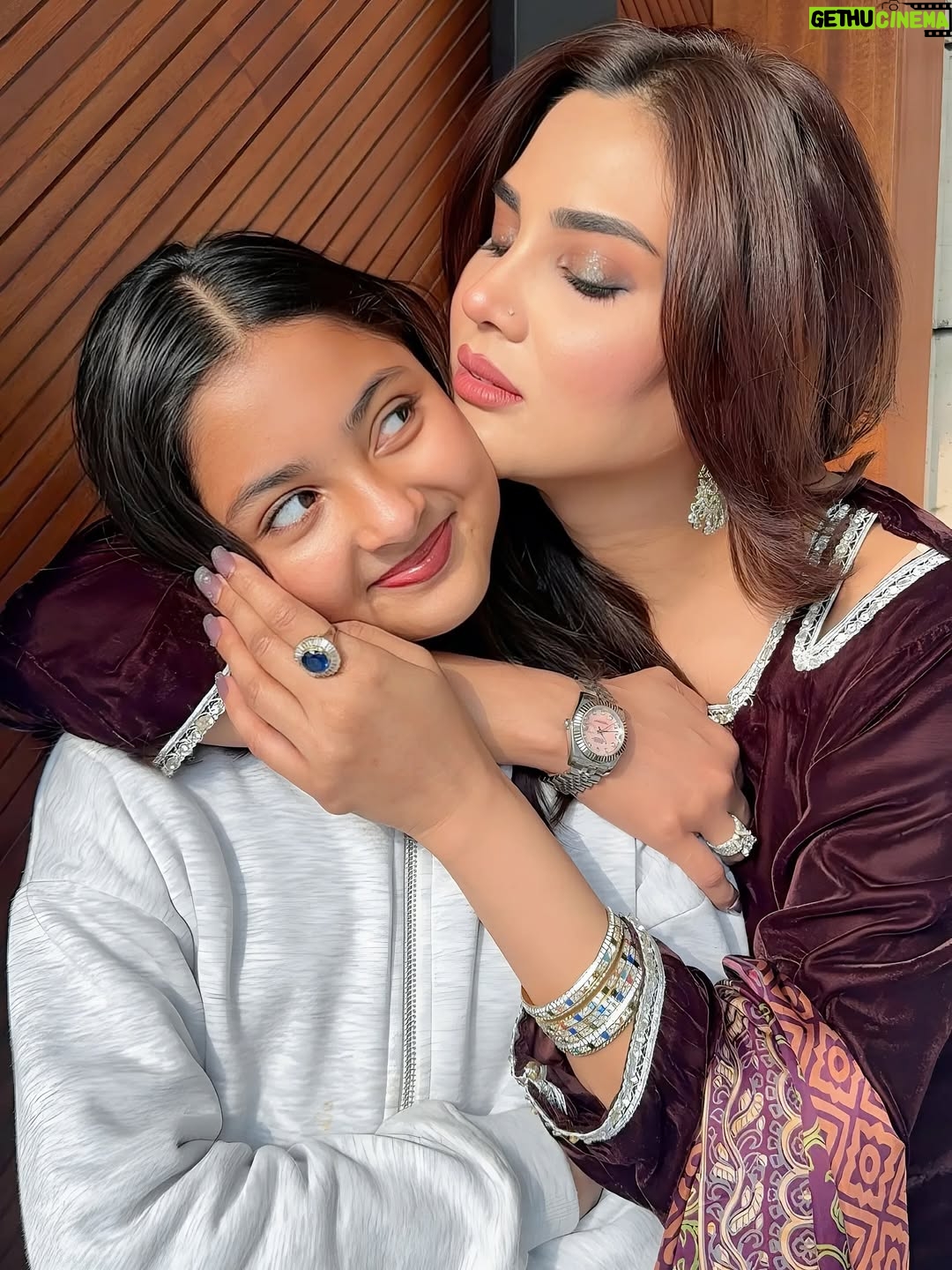 Fiza Ali - 7.8K Likes - Maa aur beti ka rishta… bina shart, bina hisaab ❤️

#MaaBeti #MotherDaughterBond #IndianMoms #MaaKaPyaar #Beti #FamilyLove #DesiReels #EmotionalReel #fizaali #faraal
