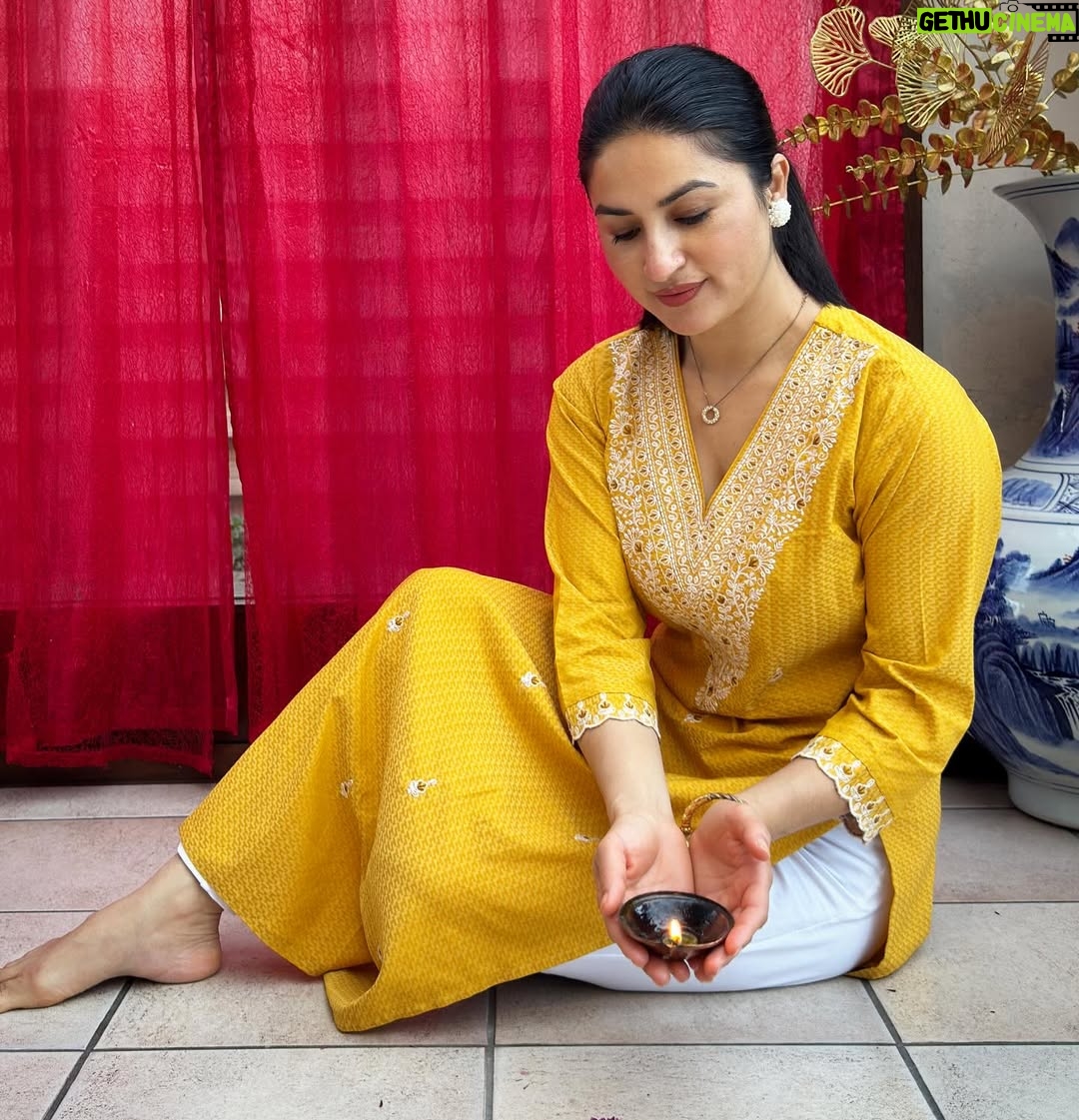 Garima Panta - 5.3K Likes - Happy दिदि,बहिनि टिका 😊missing my भाइ (दाइ) टिका ❤️🙏
