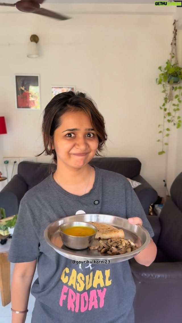 Gauri Kulkarni - 29.1K Likes - कोशिंबीर पण हवी ना भाई…!🤭
.
.
.
.
.
ft. Mazi Maartha😘
#gaurikulkarni #relatable #fyp #food #funnyreel #explore #funnyreels #blessed