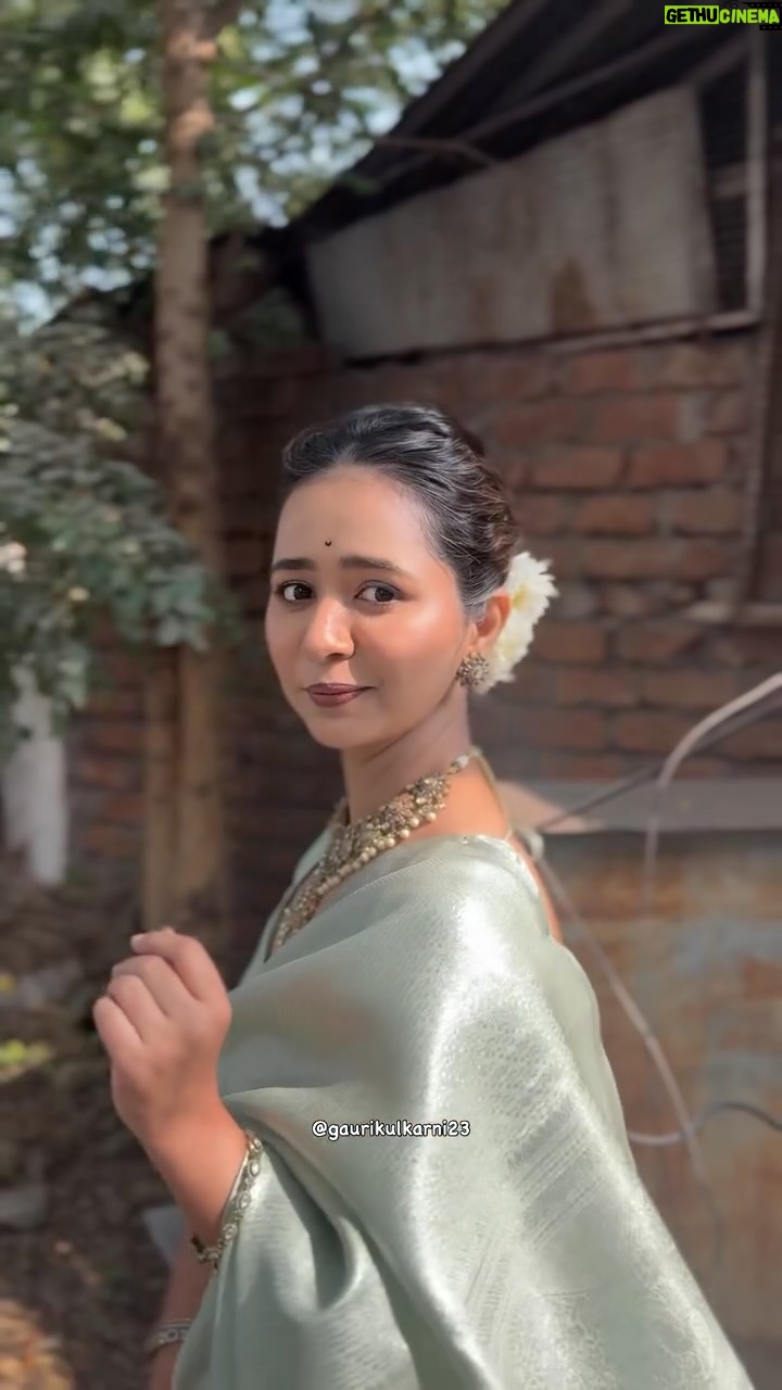 Gauri Kulkarni - 36.2K Likes - Shaadi Day Vlog 2 is hereee! Chala… patpat sanga kasa vatla!🤭
.
Saree by @bharjaribynam 
Blouse stitched by @srujana_by_ruttuja 
MUAH by @mua_pratikshakumbhar 
Jewellery by @chandrakalm_jewellery 
Styled by @n.i.d.s_ 
Managed by @wechitramedia 
.
.
#GauriKulkarni #MintedGreen #Saree #Wedding #Grwm #blessed