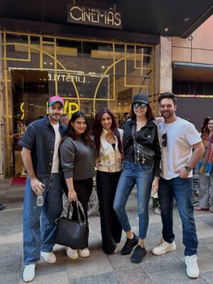 Gautami Kapoor Instagram - Went with my gang to watch the movie for her… and ended up witnessing her absolutely own that screen 😌✨Proud of you, my decade-old partner in crime. 
The screening turned into a beautiful reunion — warm laughs, shared joy, and popcorn that tasted sweeter because it felt like family 🍿❤️
Love you Gau @gautamikapoor ❤️🧿❤️
#dedepyarde2