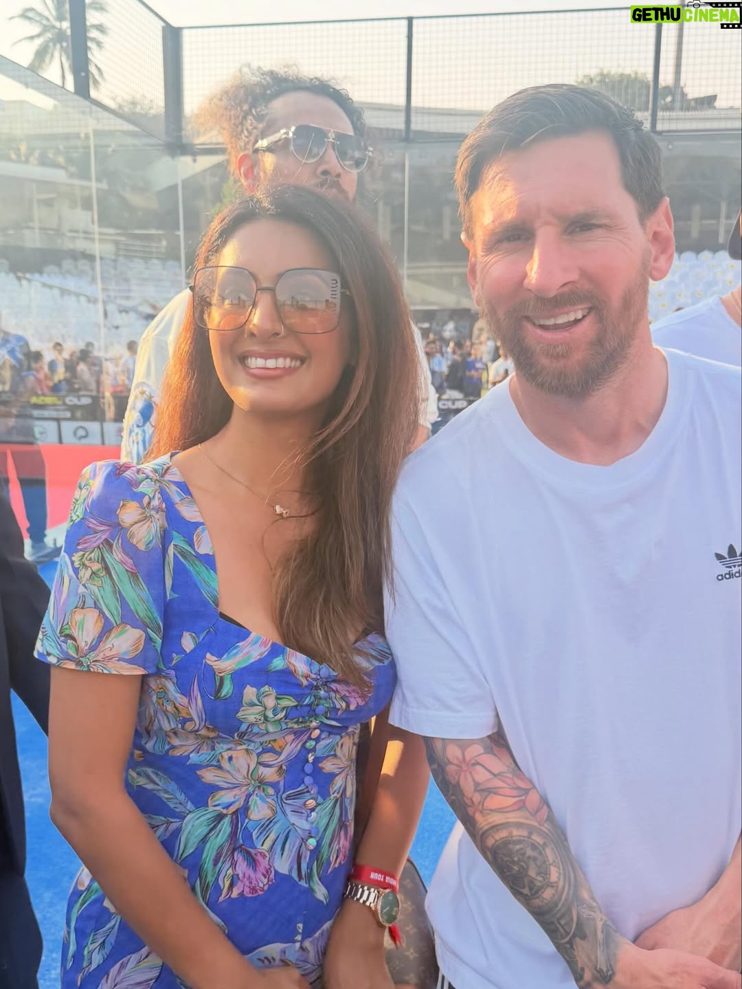 Geeta Basra - 39.4K Likes - G.O.A.T @leomessi 🙏⚽️ 🇮🇳 and standing with our G.O.A.T 🏏 🇮🇳 @harbhajan3 .. ❤️ great meeting @luissuarez9 and @rodridepaul too..🙌 Thank you @satadrutravel and #CCI Mumbai for making this possible. Well done @mumbaipolice for such a smooth event 🙌

#harbhajansingh #messi
