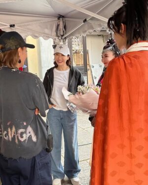 Gigi Lai Chi Instagram - 期待我親愛的 @cecilia_pakchi_cheung 在《一路繁花2》的演出！趙敏因你而更奪目。永遠支持妳💓

#love #warm #sweet #grateful #一路繁花2