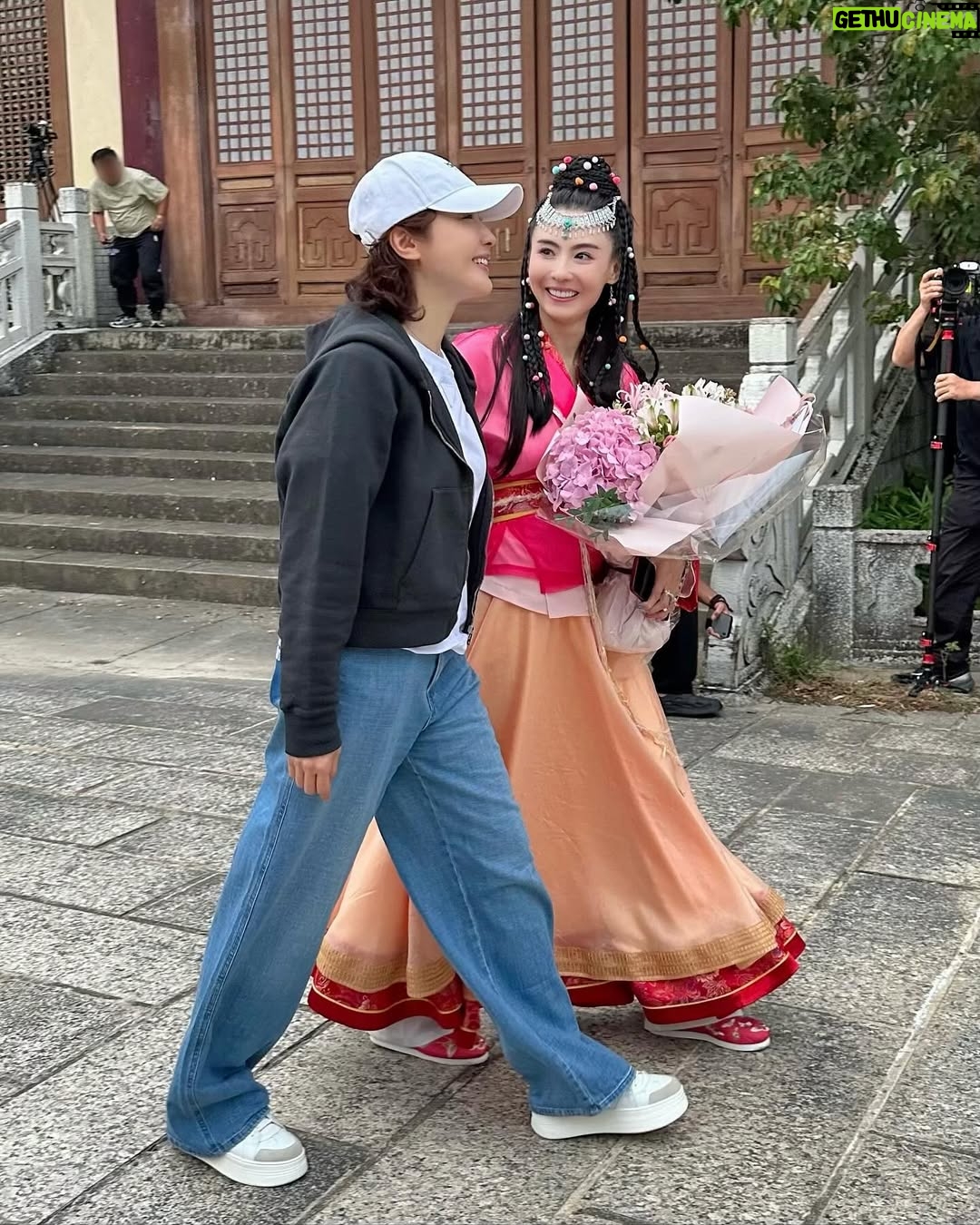 Gigi Lai Chi - 20.1K Likes - 期待我親愛的 @cecilia_pakchi_cheung 在《一路繁花2》的演出！趙敏因你而更奪目。永遠支持妳💓

#love #warm #sweet #grateful #一路繁花2