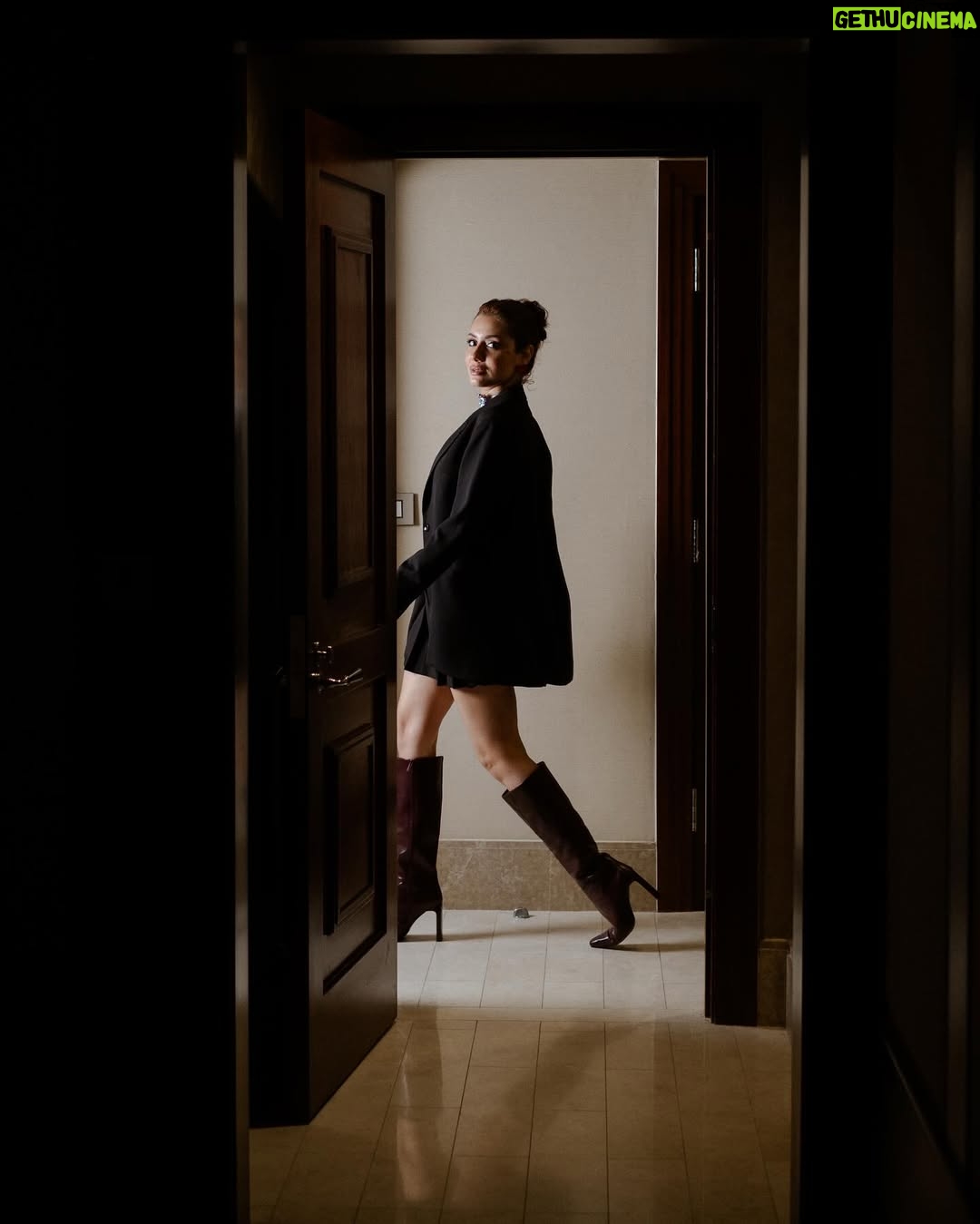 Gihan El Shamashergy - 117.6K Likes - I’ll tell you in another life when we’re both cats.

@mariamelkholy_ | @kikibeautique | @thekiyat___ | @omargazarr | @stregiscairo