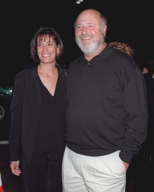 Gina Gershon Instagram - Absolutely devastating. Such a tragedy on so many levels.  My heart goes out to the Reiner’s ,friends and family. So sad.  Rob Reiner was a true leader, wonderful actor ,  legendary director, and outspoken activist. 💔💔❤️🙏🏻❤️💔💔