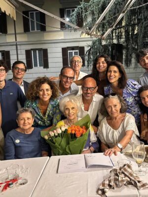 Giulia Bevilacqua Instagram - Un po' di Luglio.