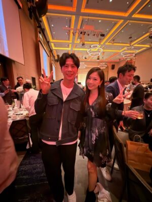 Gladys Tsai Instagram - 師父新婚快樂💗
祝齊麟和詩媛永遠幸福✨
怎麼有人拿了兩次奧運金牌唱歌還這麼好聽！！
怎麼會有人懷孕穿婚紗還這麼美～～
期待跟小王子一起打羽球了🏸
還要去新家玩喔
@chilinwang @10yuan.0424
