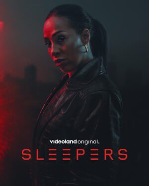 Glennis Grace Instagram - Dit stel belooft je het grimmigste weekend ooit 🩸🥰 Zit jij klaar? Sleepers 3 is vanaf 12 december te bingen! #sleepers #crime #serie

Na de moordaanslag op Willem (Teun Kuilboer) staat Martin (Robert de Hoog) er helemaal alleen voor. Ans is spoorloos en in zijn zoektocht naar haar moet hij samenwerken met een vermoedelijke vijand. Er is geen andere optie voor Martin dan volledig af te dalen in de onderwereld. Maar dan staat hij oog in oog met zijn grootste nachtmerrie. Hij probeert nog één keer uit het moeras te ontsnappen, maar het noodlot slaat toe...