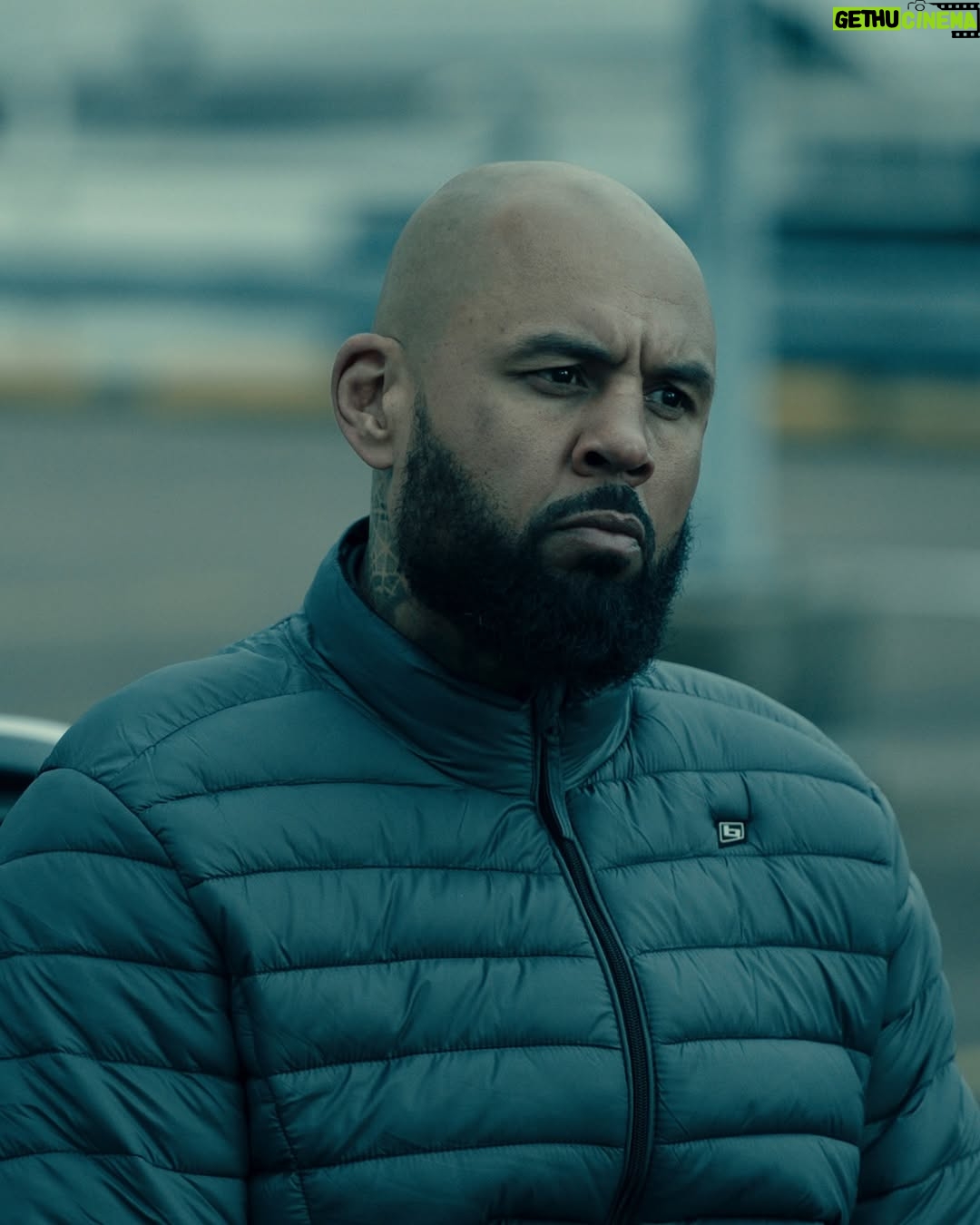 Glennis Grace - 12.2K Likes - Een fantastische rij nieuwe castleden in Sleepers seizoen 3! 🔥 Pierre Bokma (Stanley), Hesdy Gerges (Lowkick), Glennis Grace (Joyce), Hef (Orlando) en Marie Mae van Zuilen (Gaby) zorgen voor keiharde wendingen in het nieuwe en heftigste seizoen ooit. Wie kan ook niet wachten? Sleepers 3 is later dit jaar te zien!

#sleepers #seizoen3 #crime