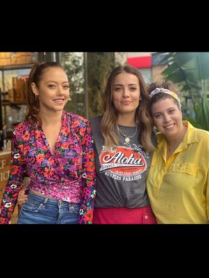 Gözde Kaya Instagram - Kızlar sizi çok seviyorum ♥️ @su_sanad @gozzek