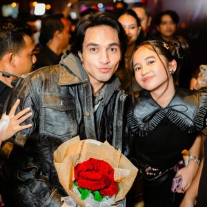 Graciella Abigail Instagram - Selamat pagi.. Ketemu lagi sama โkeluarga normal Wulan โค๏ธโ hari ini di #pertaruhanseries3 tayang eps 3 & 4 via express cuma di @vidiooriginals @pertaruhantheseriesofficial โค๏ธโ๐ฅ๐ฅณ
