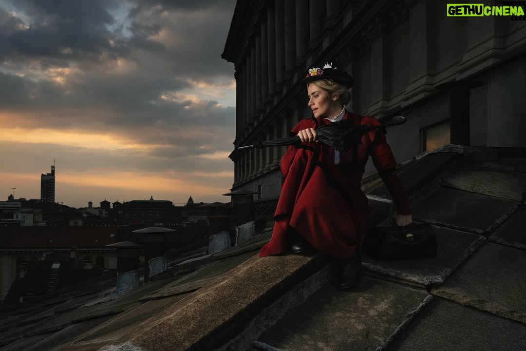 Greta Scarano - 4.4K Likes - Un pomeriggio supercalifragilistichespiralidoso! 
@riccardoghilardi non so se ringraziarti per avermi fatta appendere alla Mole Antonelliana e avermi fatto interpretare Mary Poppins 😂 Scherzo, mi sono divertita molto, ma la prossima volta facciamo La bella addormentata nel bosco così mi rilasso 😂