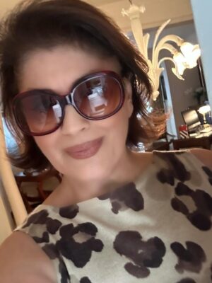 Gülşen Bubikoğlu Instagram - Hava harika bugün , çıkıp biraz oksijen alalım bakalım 😇