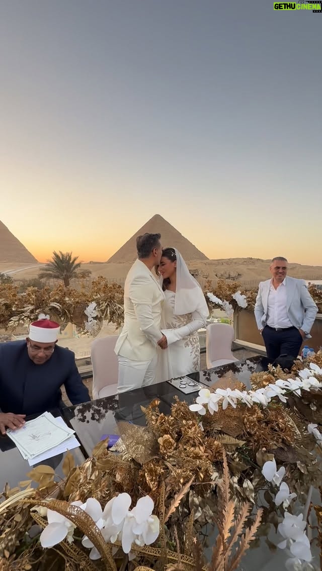 Haidy Moussa - 67K Likes - ⁨	⁨	⁨	الحمدالله الذي تتم بنعمه الصالحات 
تم عقد قراني اليوم مع من اختاره قلبي 🤍
اللهم بارك لنا وبارك علينا واجمع بيننا بالخير وارزقنا الموده والرحمه⁩⁩⁩