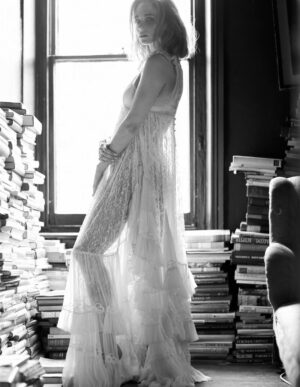 Haley Bennett Instagram - What does it take to see beauty in chaos? To find humanity in the gray areas?
Haley Bennett (@halolorraine) takes us inside her mind, her process, and her newest role in @appletv “The Last Frontier.”

Read Haley’s interview: vestalmag.com
LINK IN BIO (@vestalmag)  

On the cover Haley wears @chloe

Photographer @lee_malone_photography
Stylist @chercoulter @aframe_agency
Interviewer @david_gargiulo
Hair kieronjustinhair @forwardartists
Makeup @florriewhitemakeup @thewallgroup
Assistant Photographer @kai_jadwat
Assistant Stylist @thomas.ramshaw
Talent @halolorraine @shelterpr

Main Featured brands @chloe @shushu__tong @simonerocha_ @emiliawickstead @manoloblahnik @grainnemorton @gicheviktor @toryburch @alessandrarich

#vestal #vestalmag #haleybennett #thelastfrontier #chloe #appletv